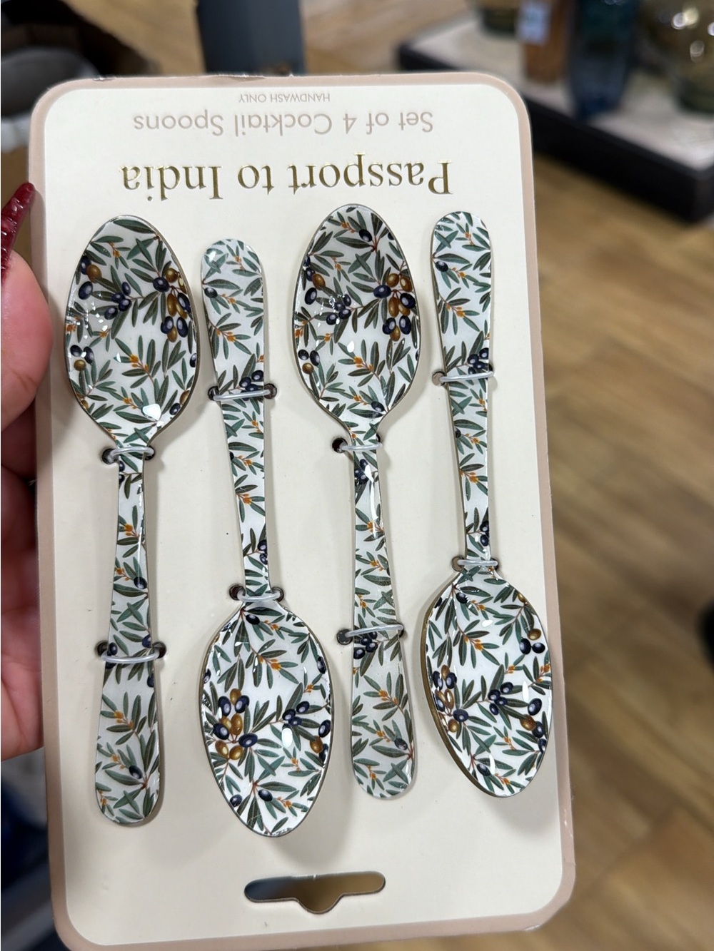 Passport to India Olive Pattern Teaspoons Set - White & Green